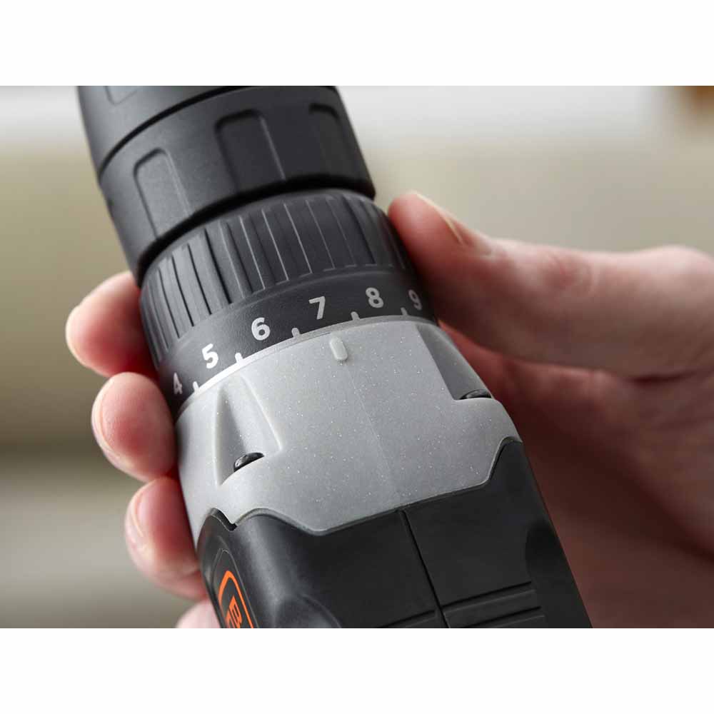 BLACK+DECKER 18V 1.5Ah Lithium-Ion Cordless Drill Drive with Battery Image 4