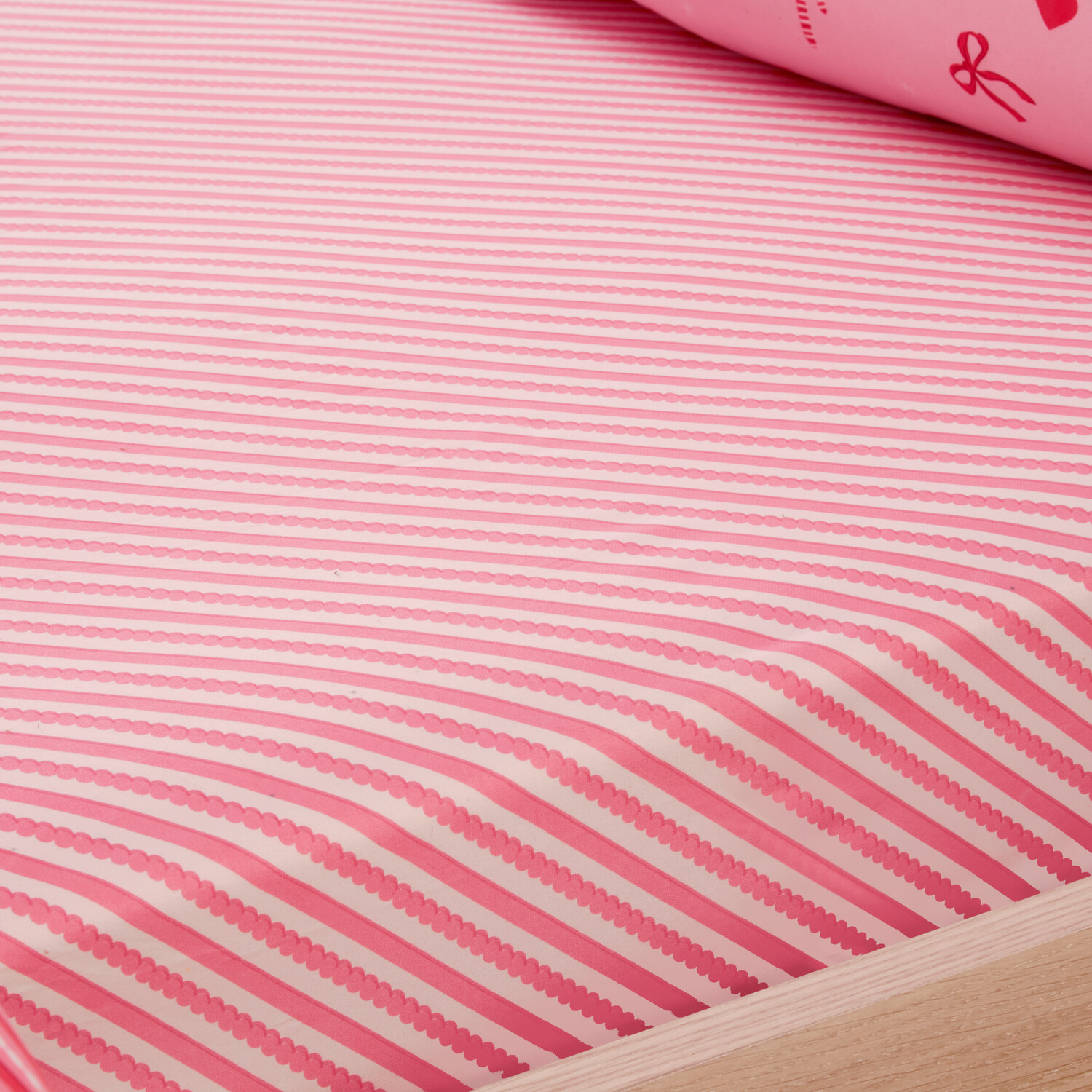 Candy Cane Bows Bedding SetPinkDouble Image 3