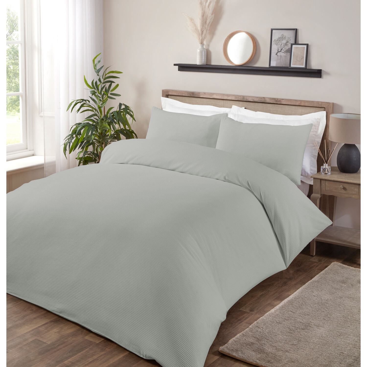 Divante Belgravia King Size Silver Waffle Duvet Set Image 2