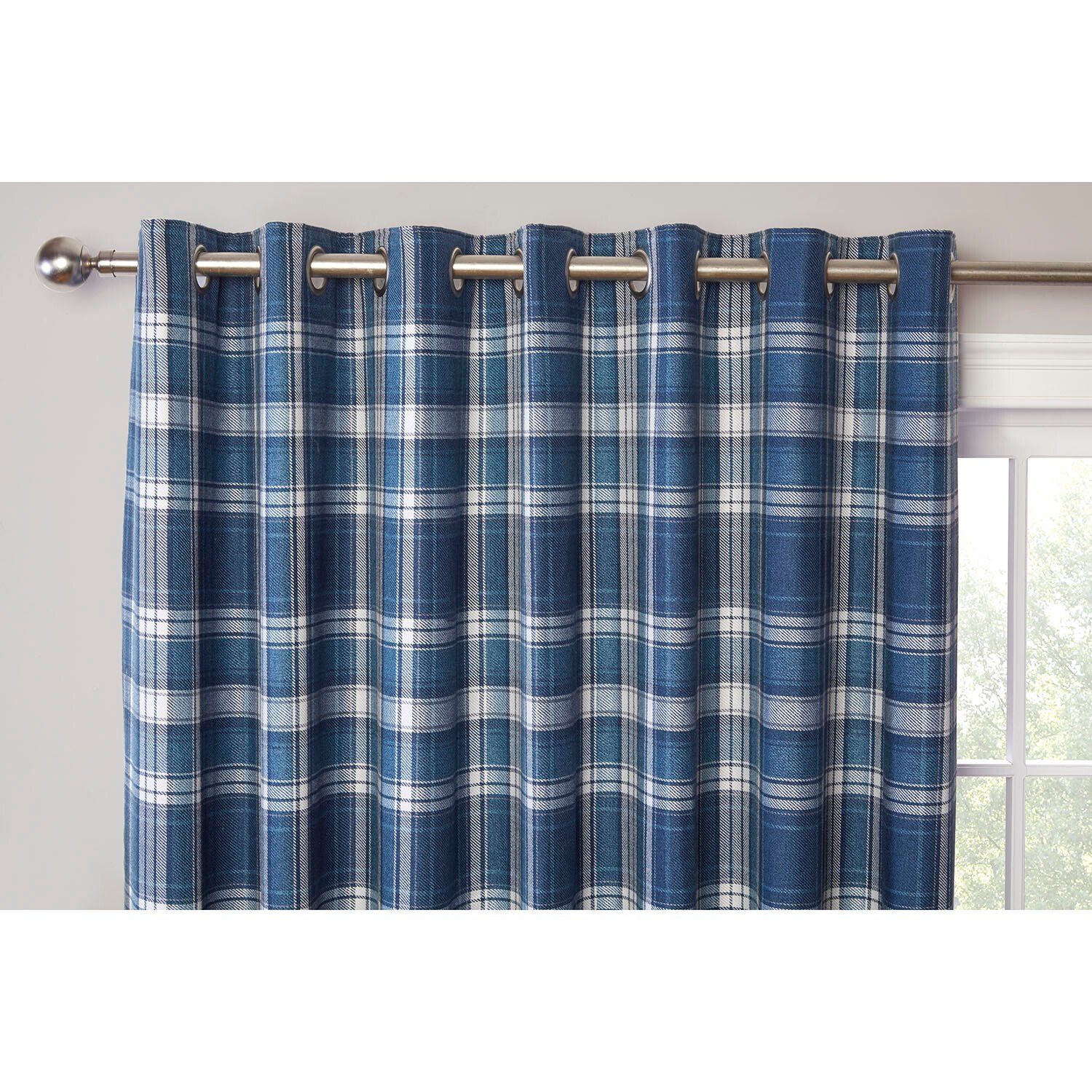 Hatfield Check Blackout Curtain - Navy / 228cm Image 3