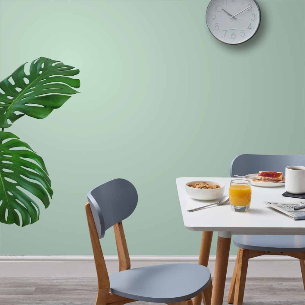 Wilko Walls & Ceilings Mint Crisp Matt Emulsion Paint 2.5L Image 4