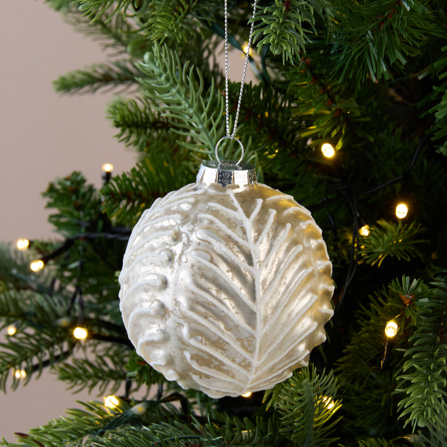 Set of 6 Antique Baubles Ivory Image 3