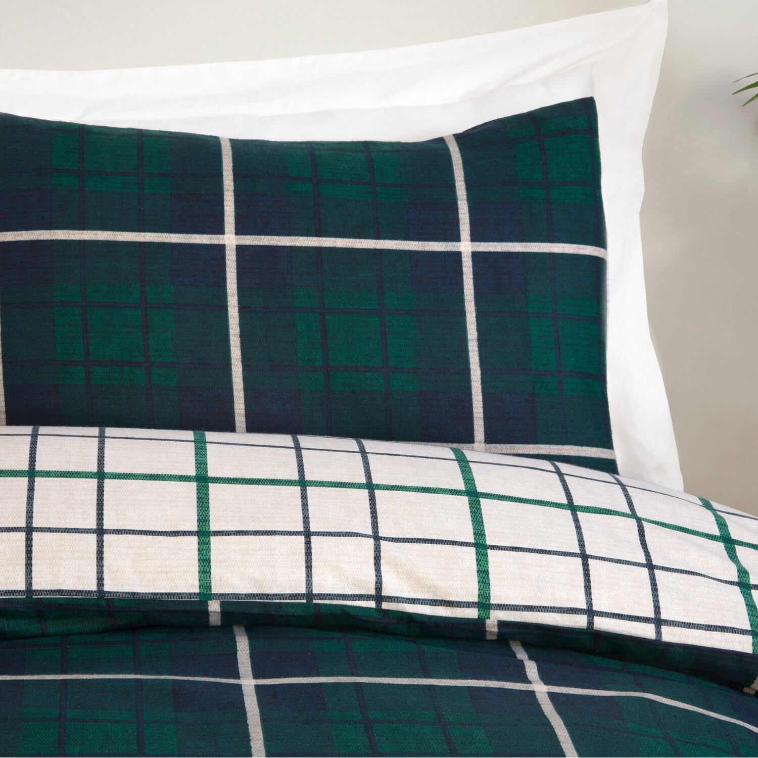 Barton Check Duvet Set Navy King Image 4