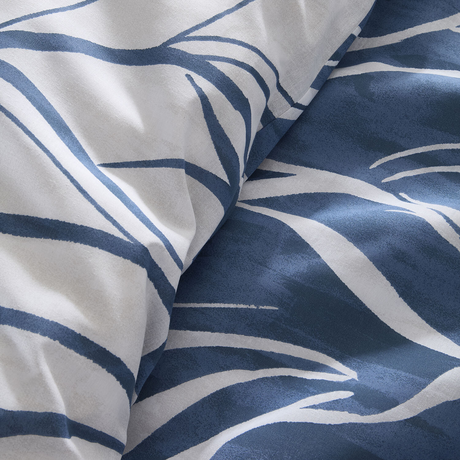 Mira Abstract Duvet Set - Navy / Double Image 5