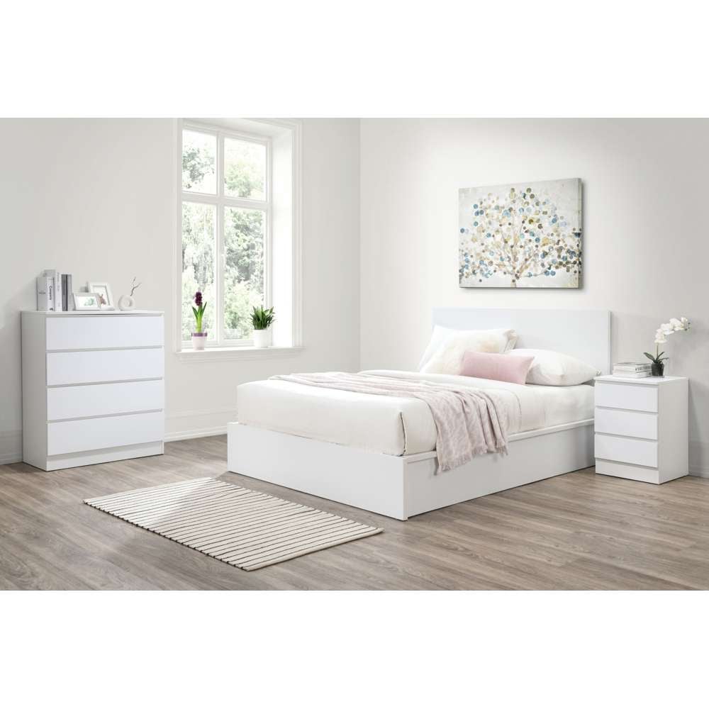 Oslo 4 Drawer White Chest of Drawers Image 7