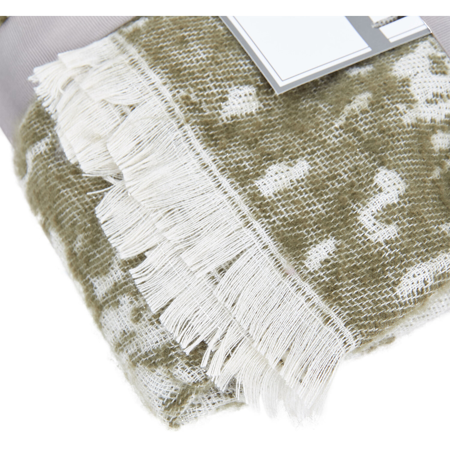 Divante Alder Metallic Throw - Green Image 3