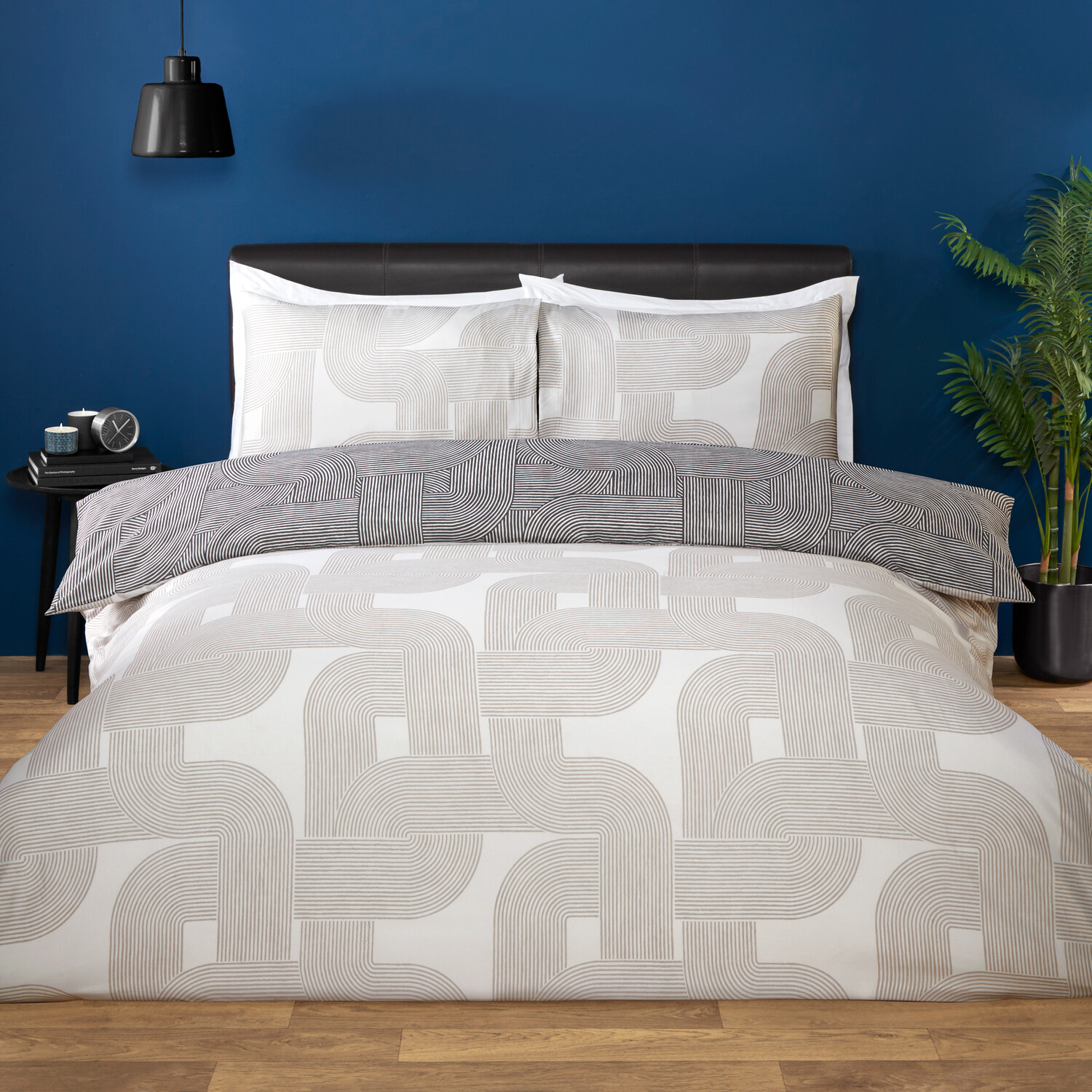 Elements Reversible Bedding SetBlackDouble Image 2