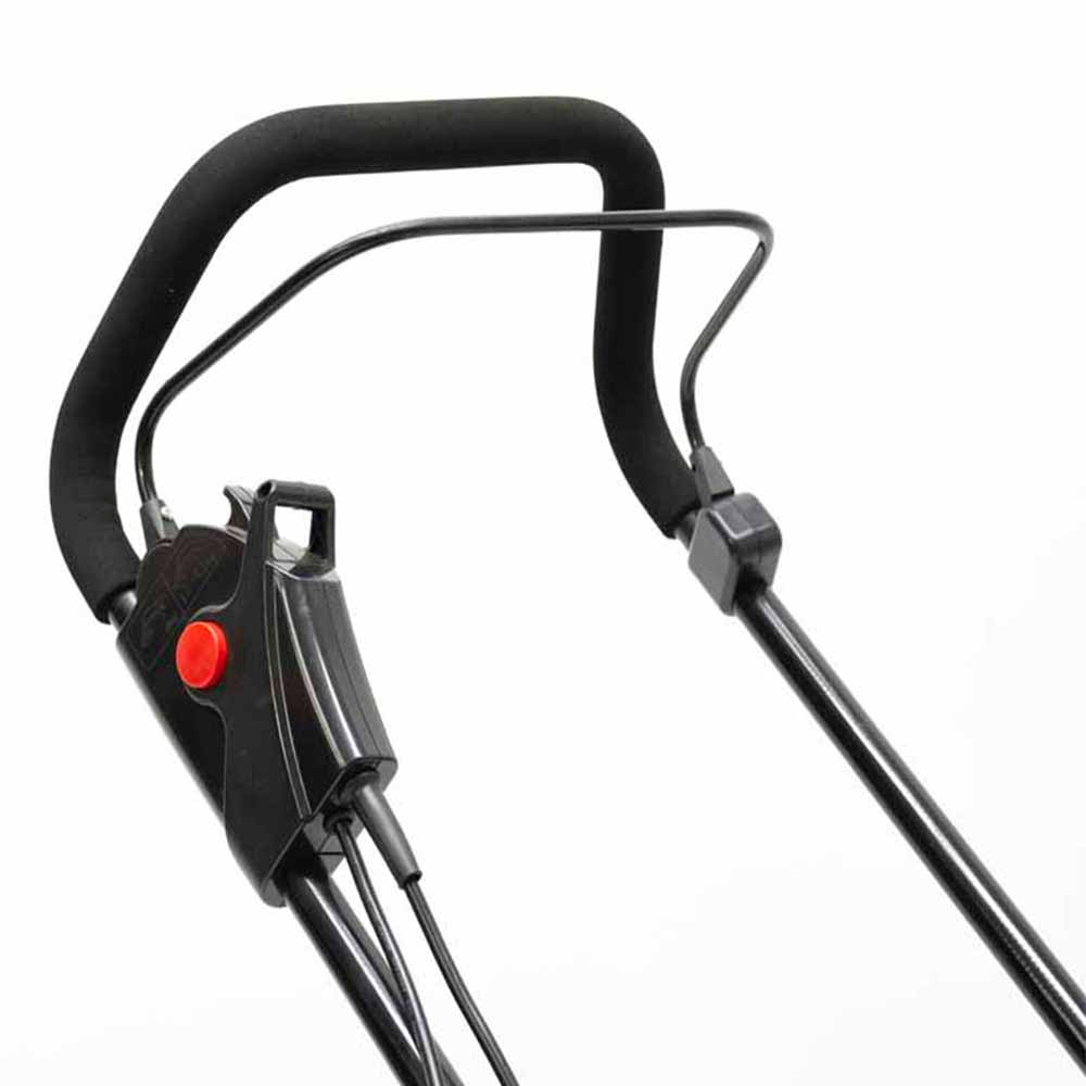 Webb WEER33 1300W Hand Propelled 33cm Classic Electric Rotary Lawnmower Image 7