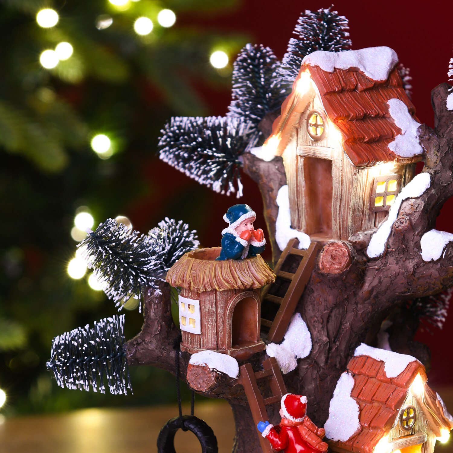 Festive Tree House Scene Image 6