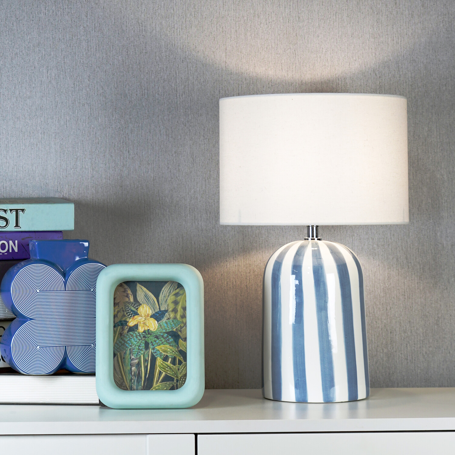 Roisin Table Lamp - Blue and White Image 4