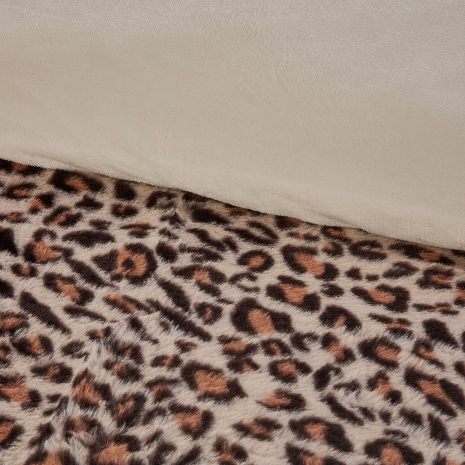 Leopard Print Faux Fur Duvet Set Brown Image 2