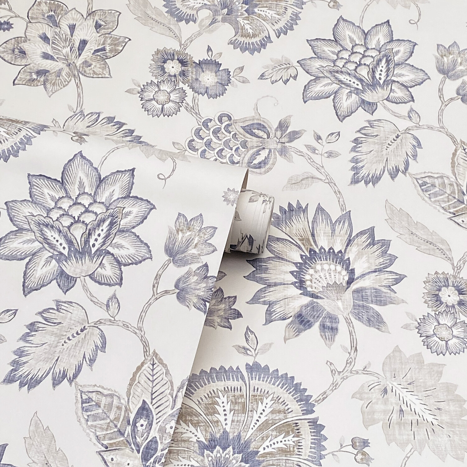 Soft Jacobean Trail Wallpaper - Soft Grey Image 2
