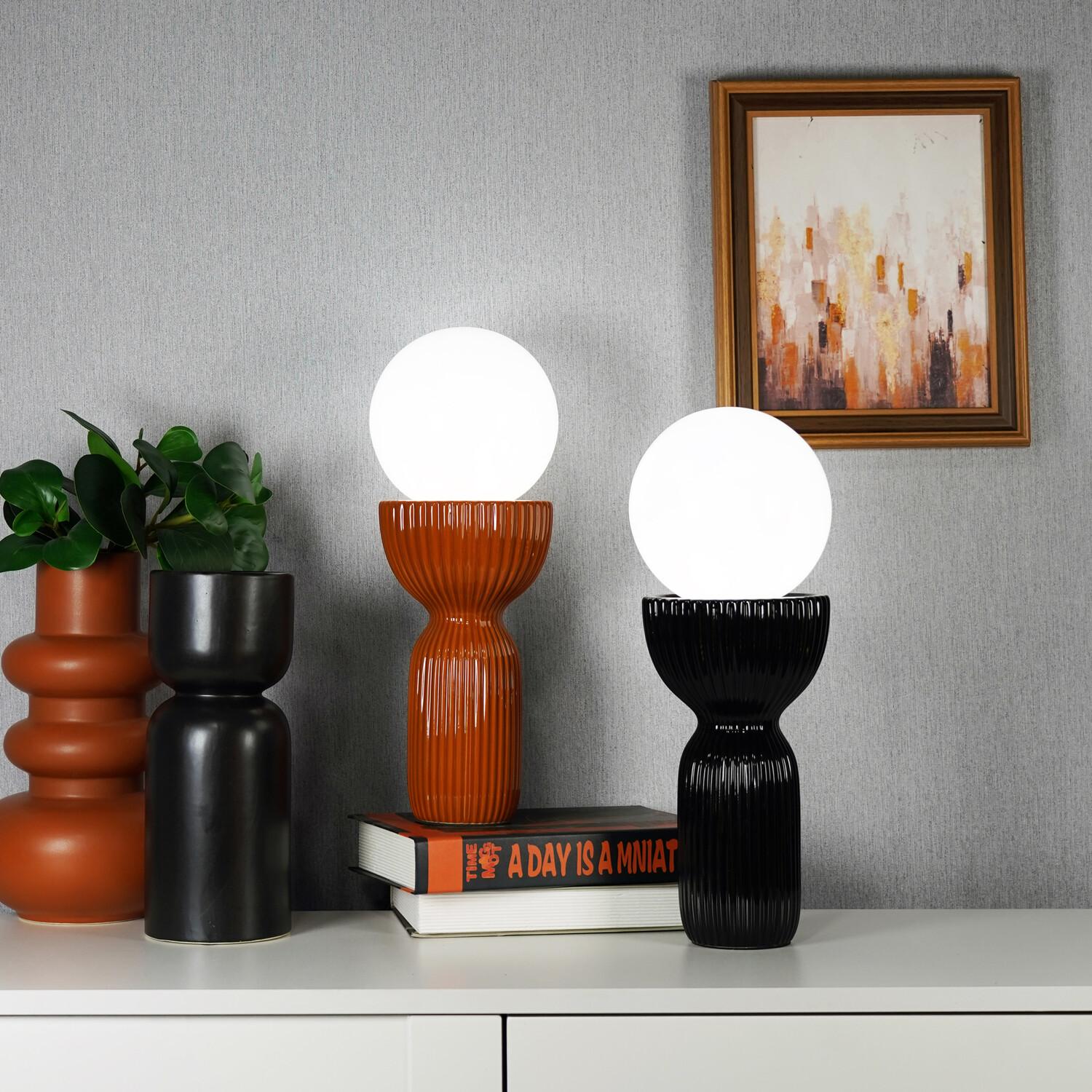 Evren Table Lamp - Black Image 3