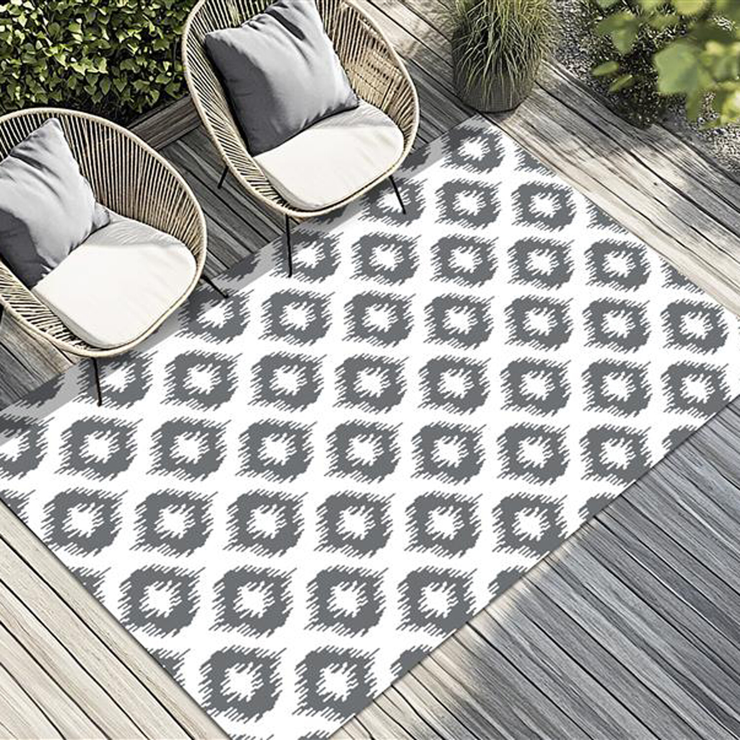 Madrid Grey Outdoor Rug 120 x 180cm Image 2