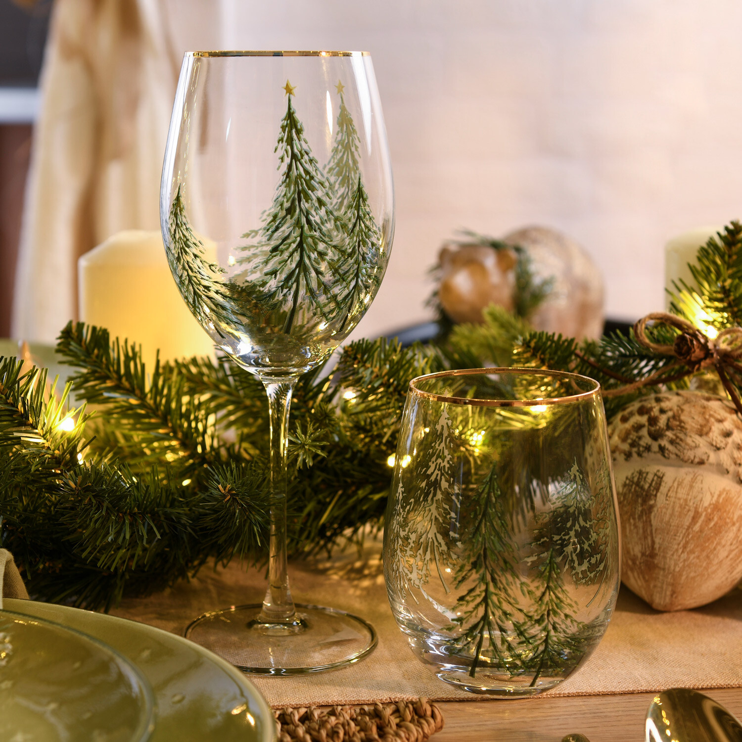 Christmas Tree Wine Glass Clear Image 2