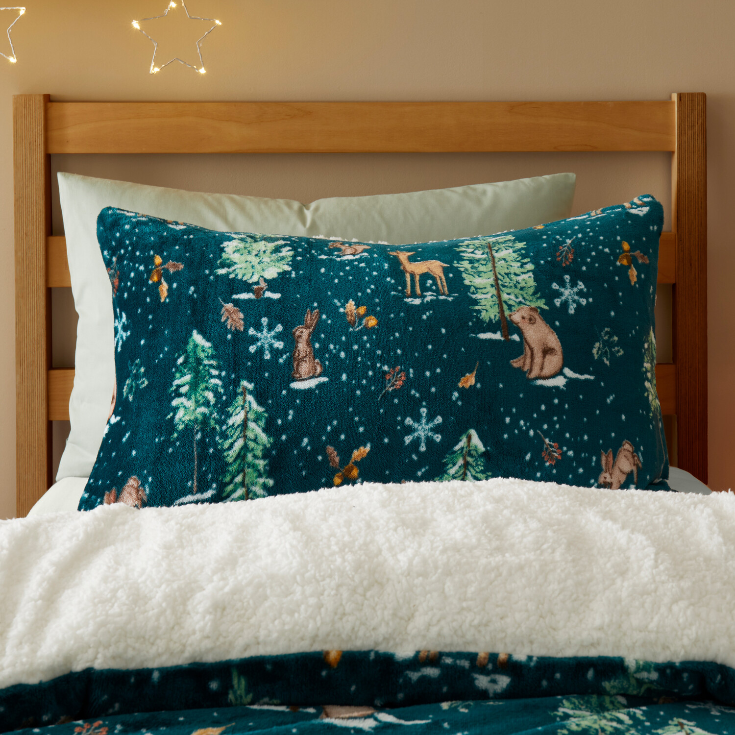 Woodland Friends Fleece Duvet Set Green Image 4