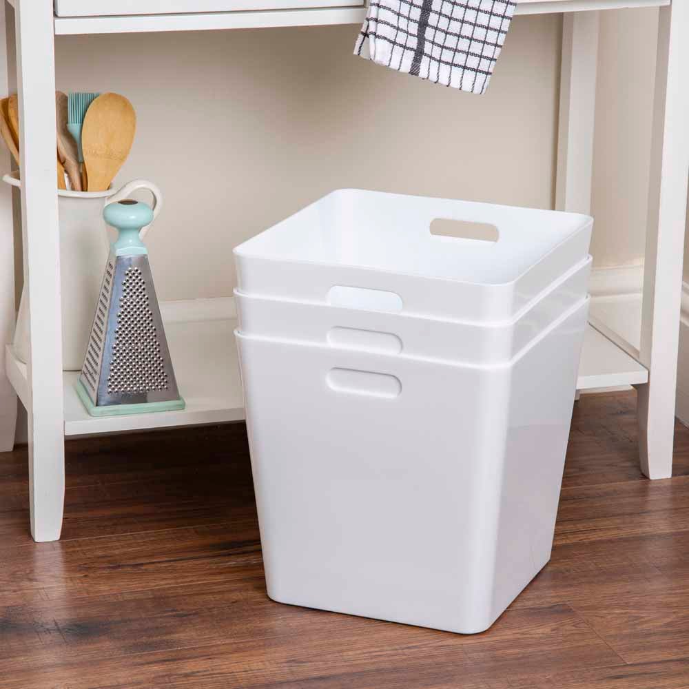 Wham 18L White Studio Storage Cube 3 Pack Image 3