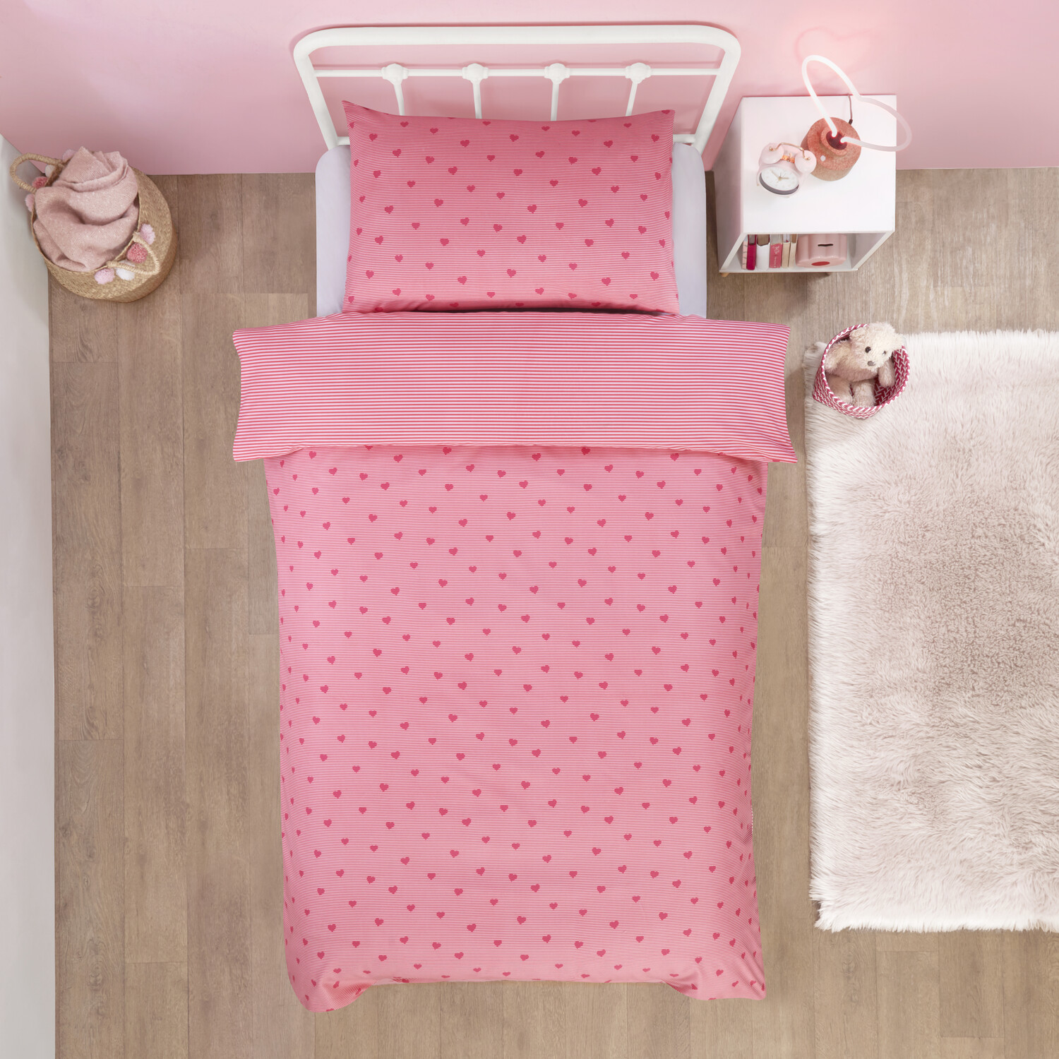 Pack of 2 Hearts Duvet Sets - Pink Image 5