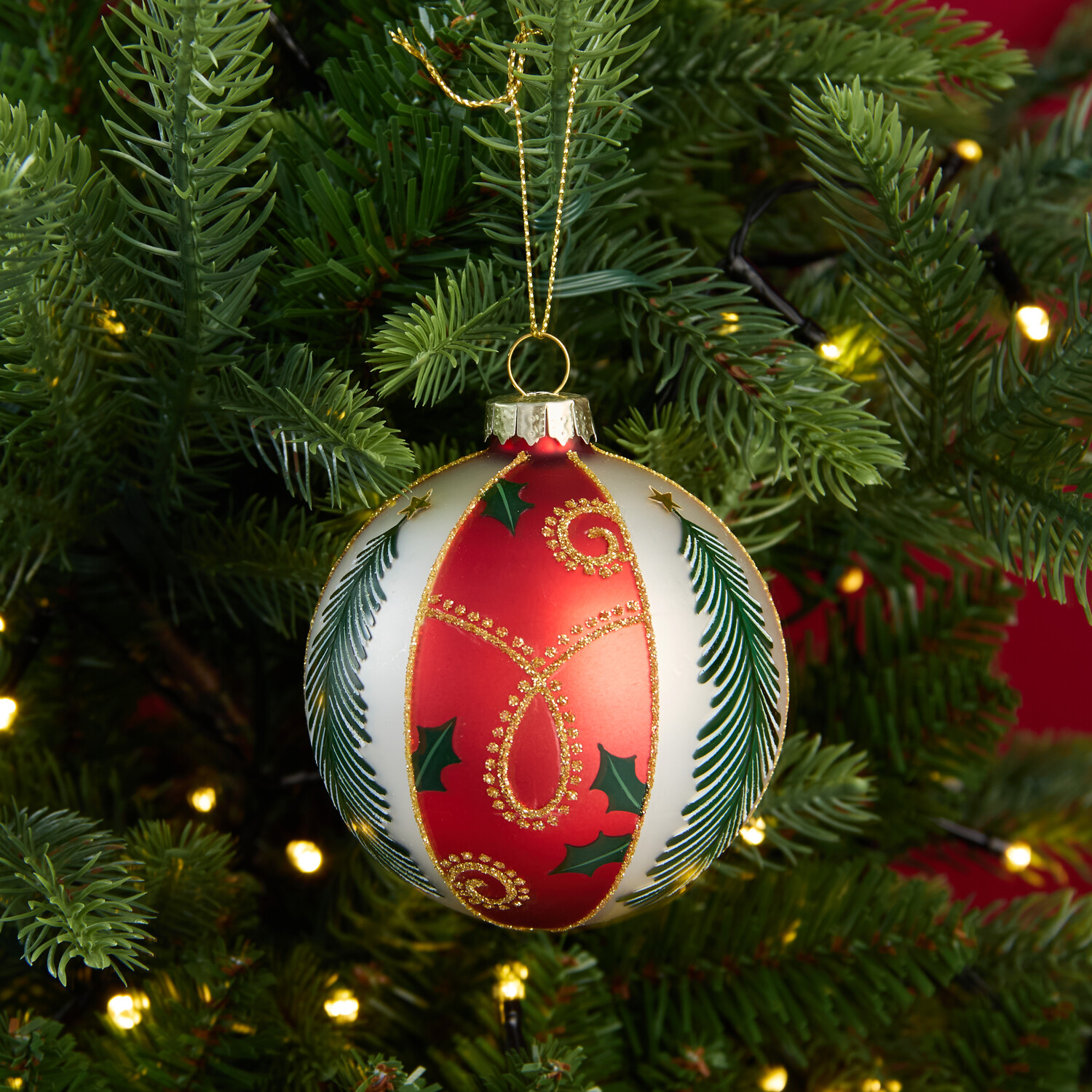 Timeless Glass Bauble Image 3