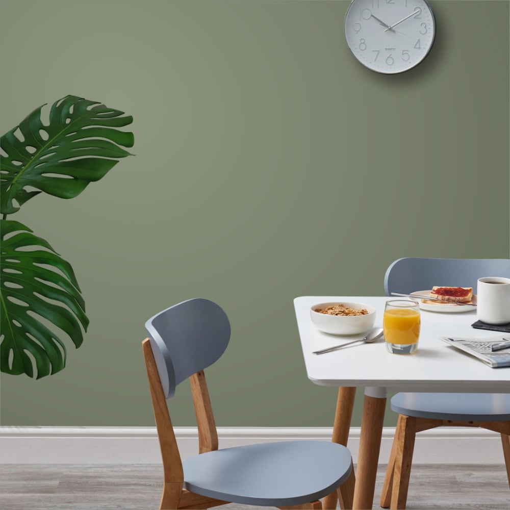 Wilko Walls & Ceilings Deep Sage Matt Emulsion Paint 5L Image 4