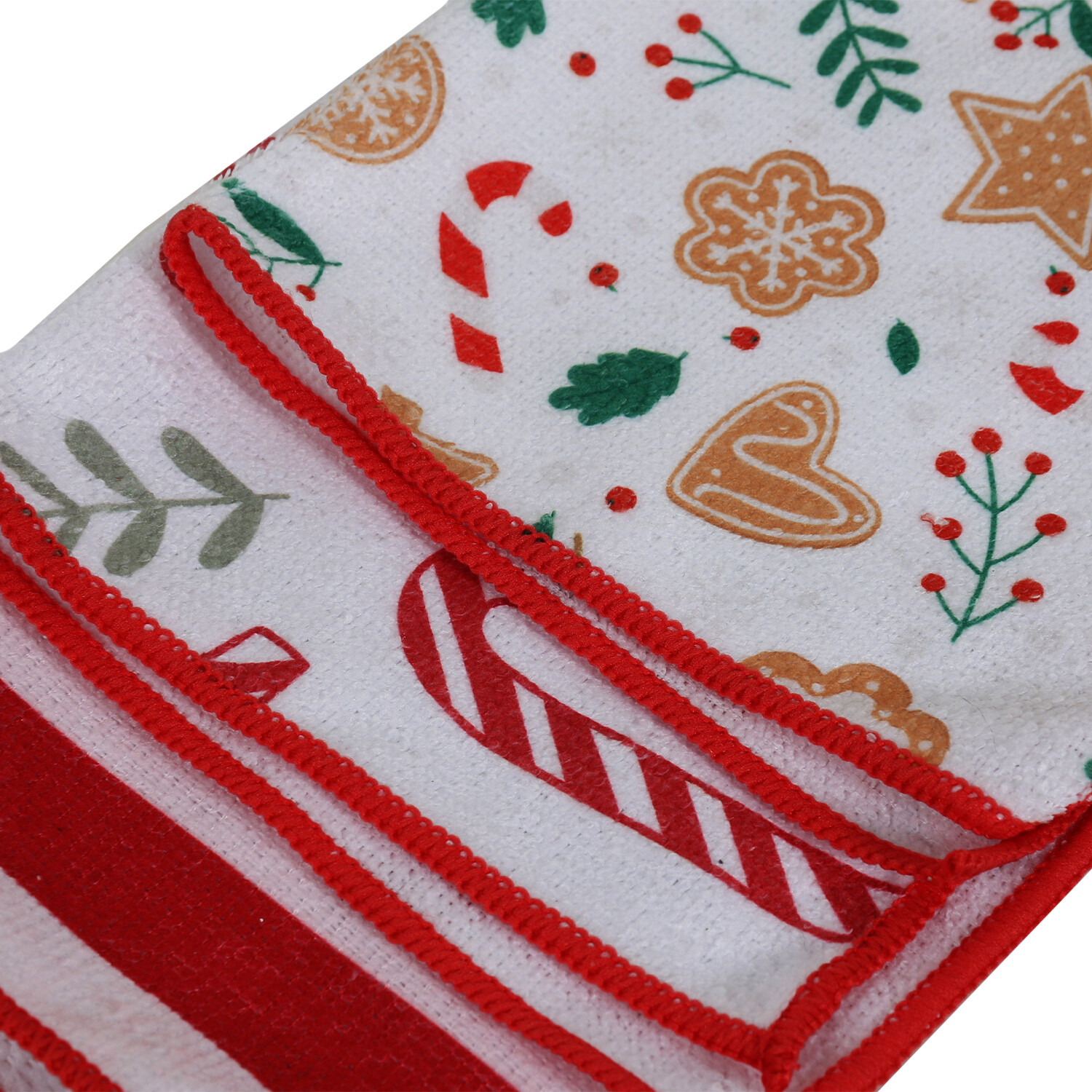 Pack of 3 Christmas Printed Microfibre Cloths Image 2