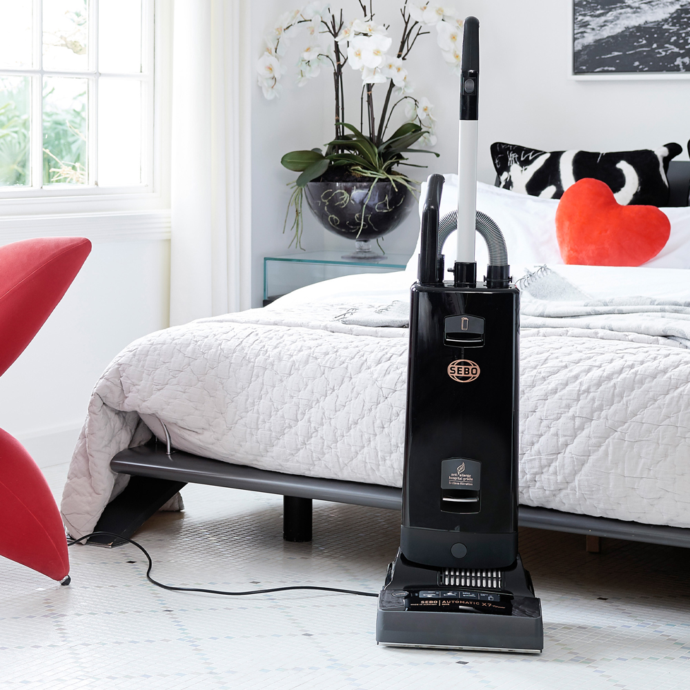 Sebo Automatic X7 Epower Bagged Onyx Black Upright Vacuum Cleaner Image 2