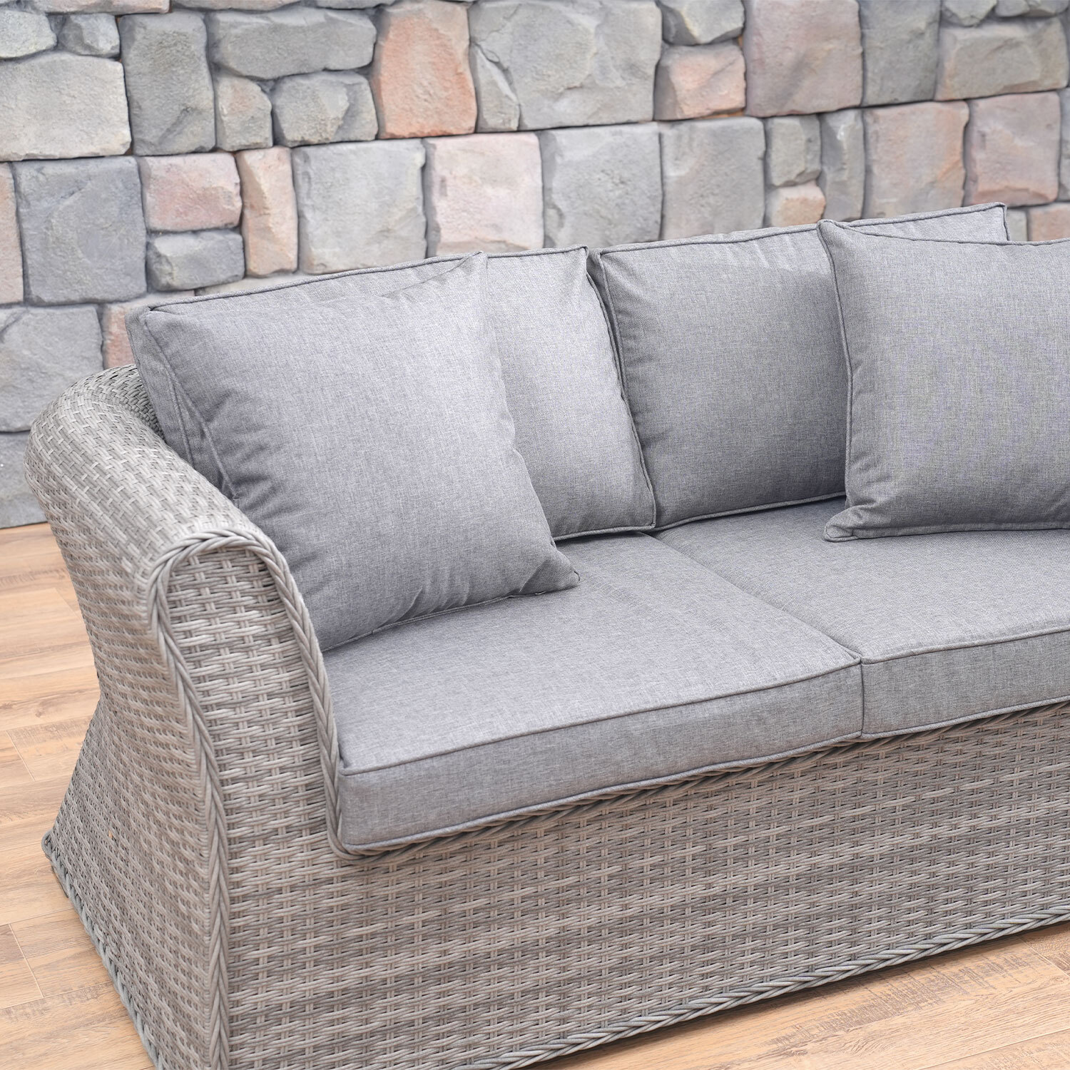 New England Sofa - Grey / 2 Image 4