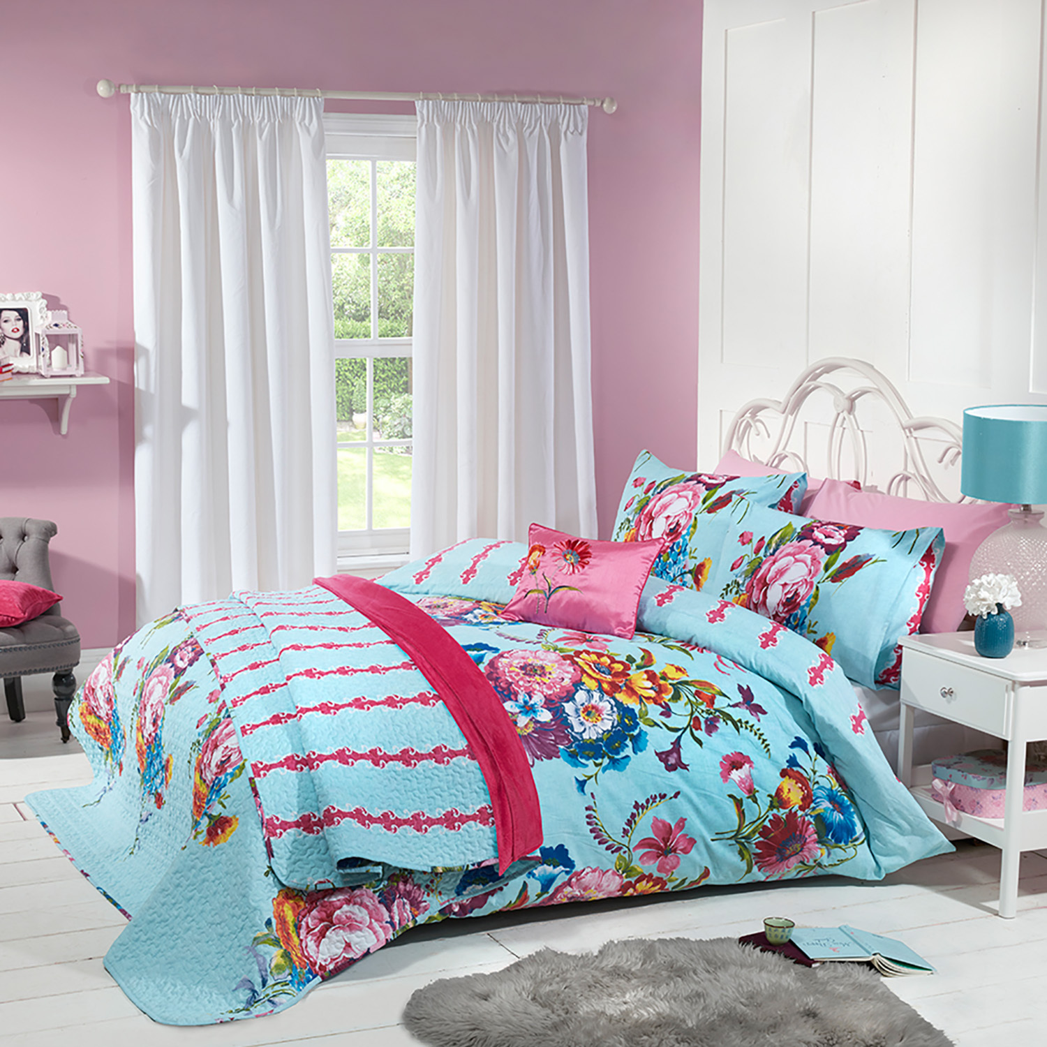 Milady's Chamber Printed Duvet Image 1