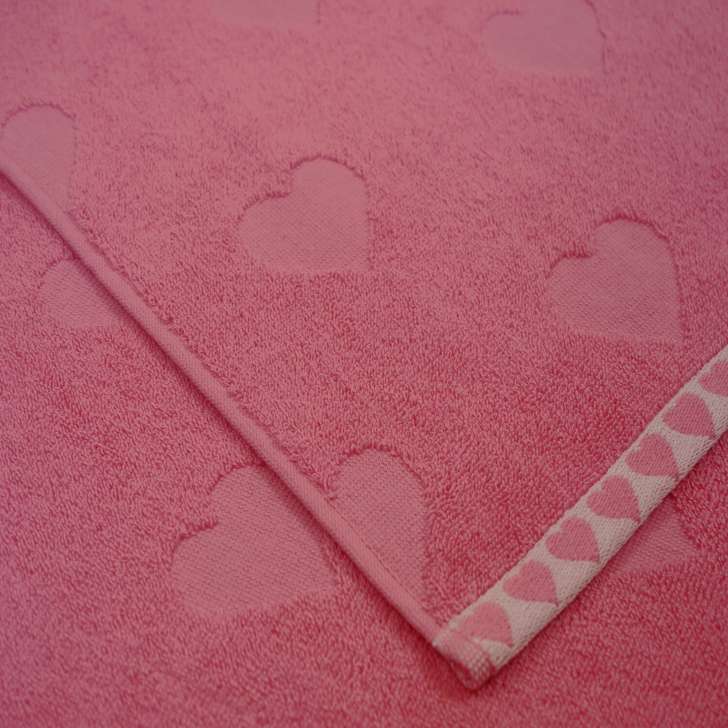 Heart Embossed Towel Pink 85cm Image 3