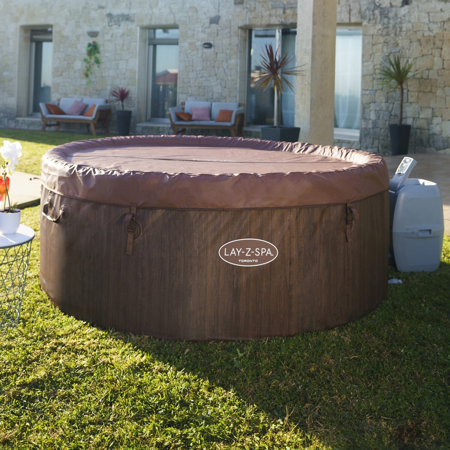 Lay-Z-Spa Toronto Smart Airjet Plus 7 - Brown and Blue Image 14