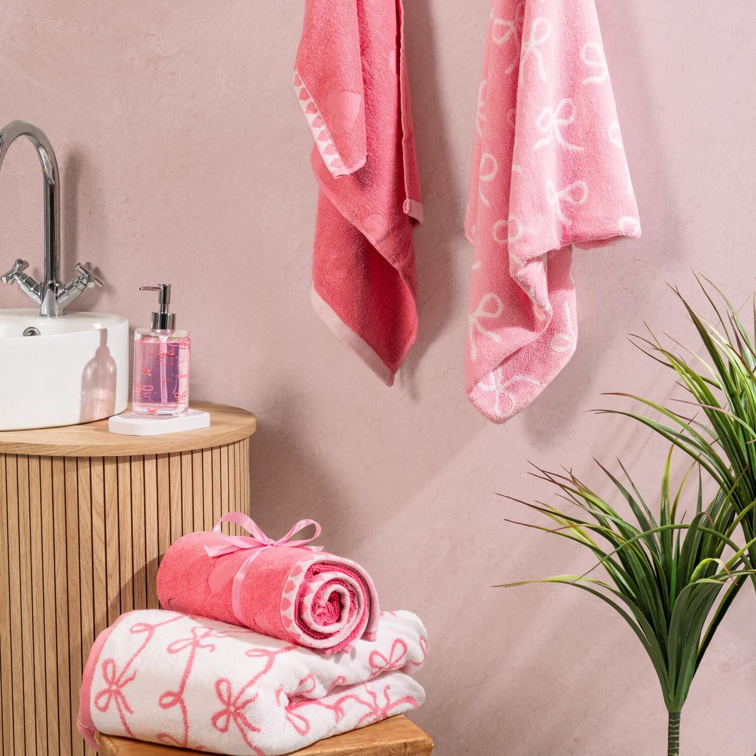 Bow Cotton Towel Pink Hand Towel Image 2
