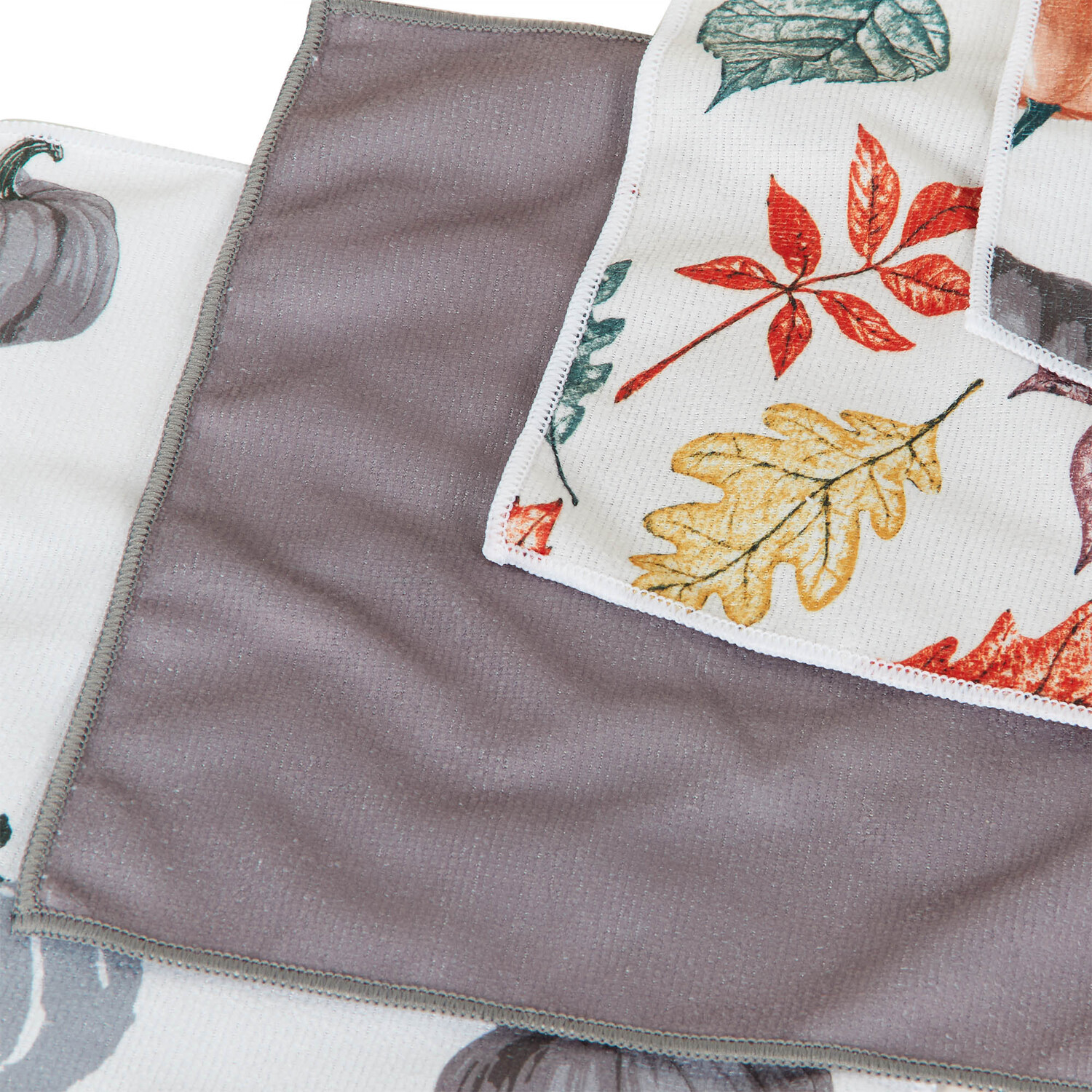 Pack of 5 Autumn Printed Microfibre Cloths Image 4