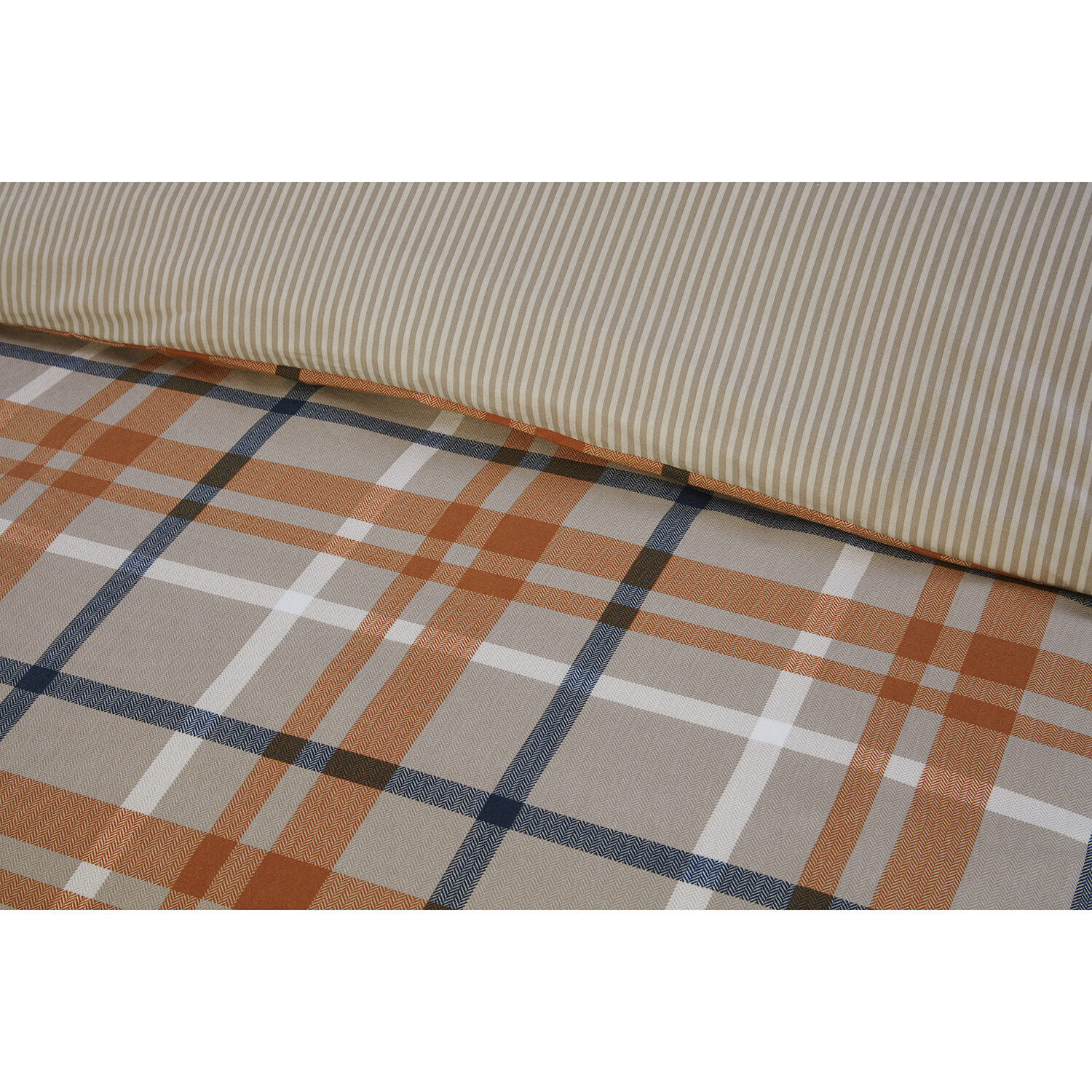 Harrison Check Duvet Cover and Pillowcase Set - Rust / Superking Image 4