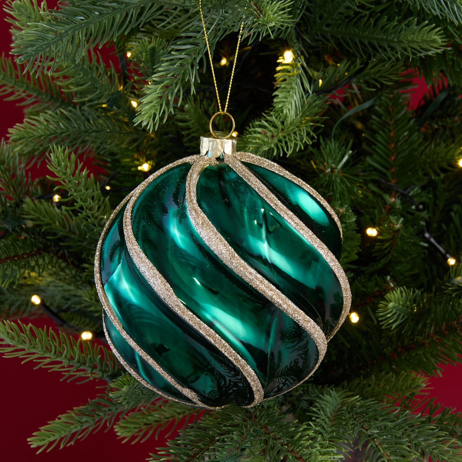 Traditional Swirl Glass Bauble Image 6