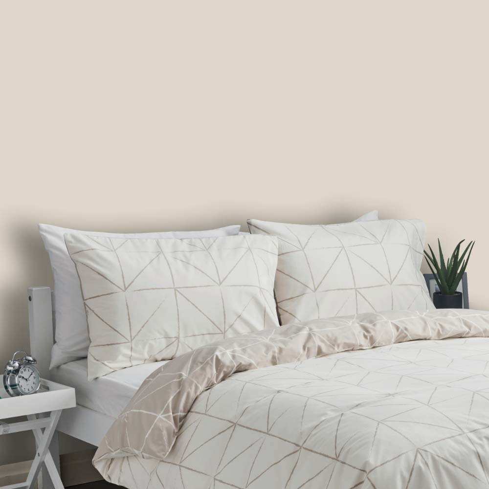 Wilko Walls & Ceilings On Deck Matt Emulsion Paint 5L Image 5