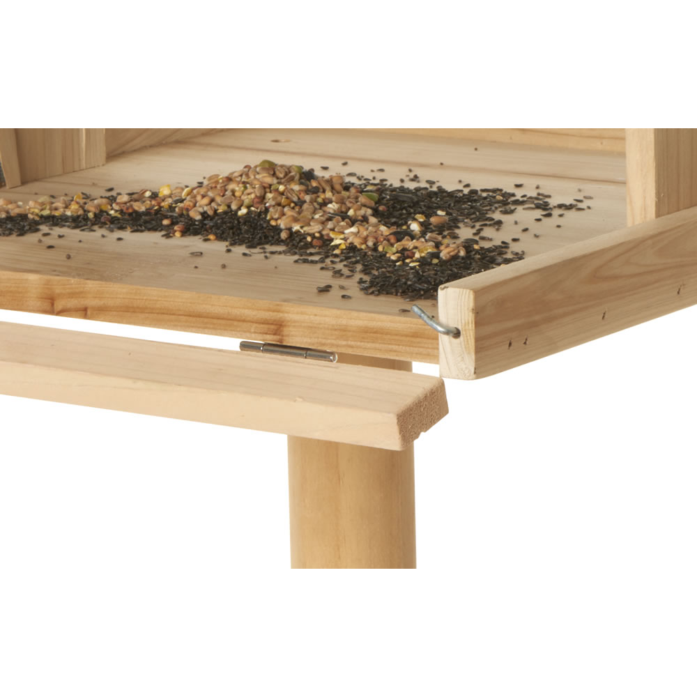 Wilko Easy Clean Bird Table Image 6