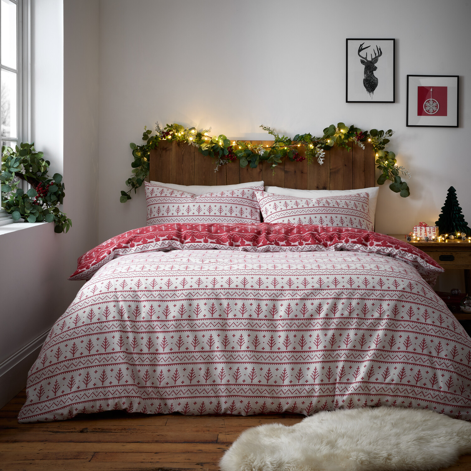Fairisle Duvet Set - Red / Superking Image 2