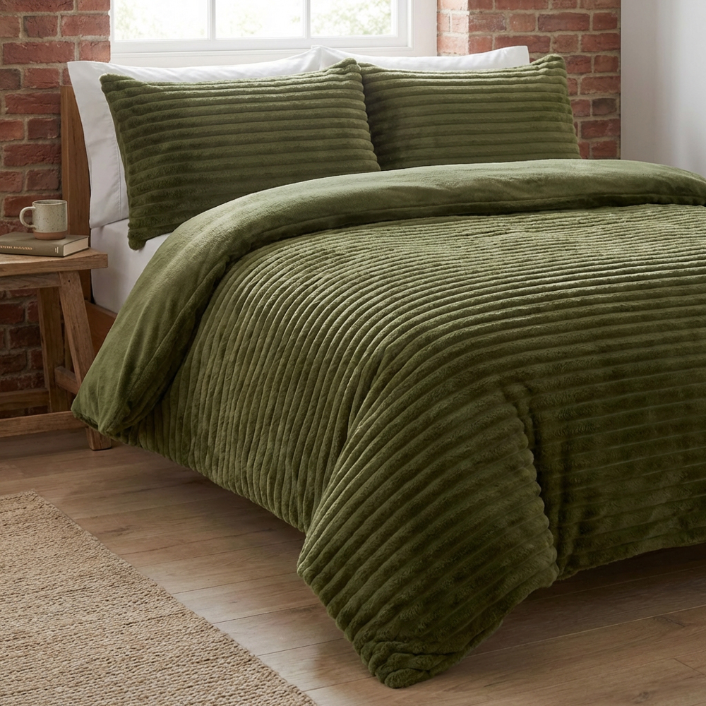 Colorado Faux Fur Duvet Set Green Double Image 6