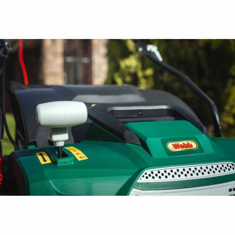 Webb WEESR 1500W Electric Scarifier Image 9