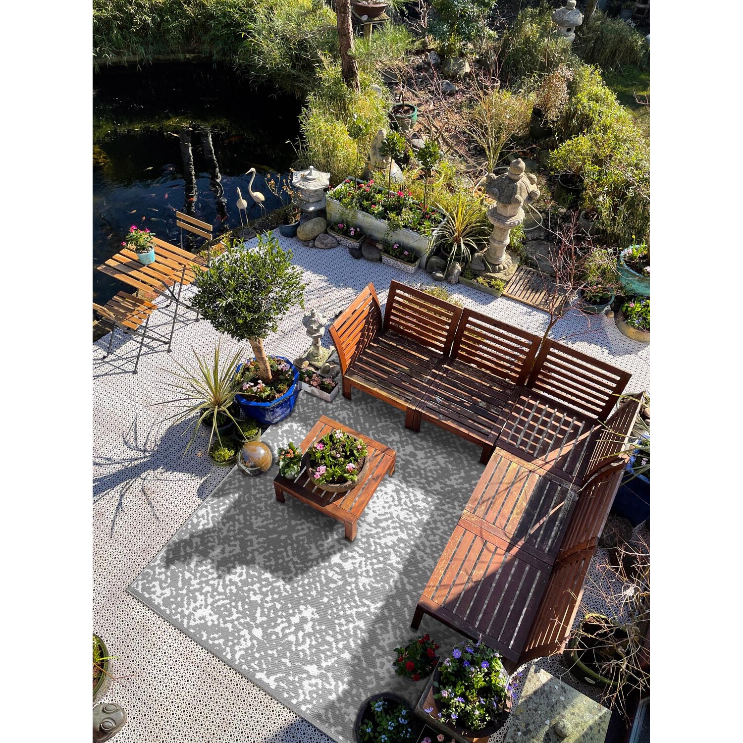 Athena Outdoor Rug - Grey Image 3