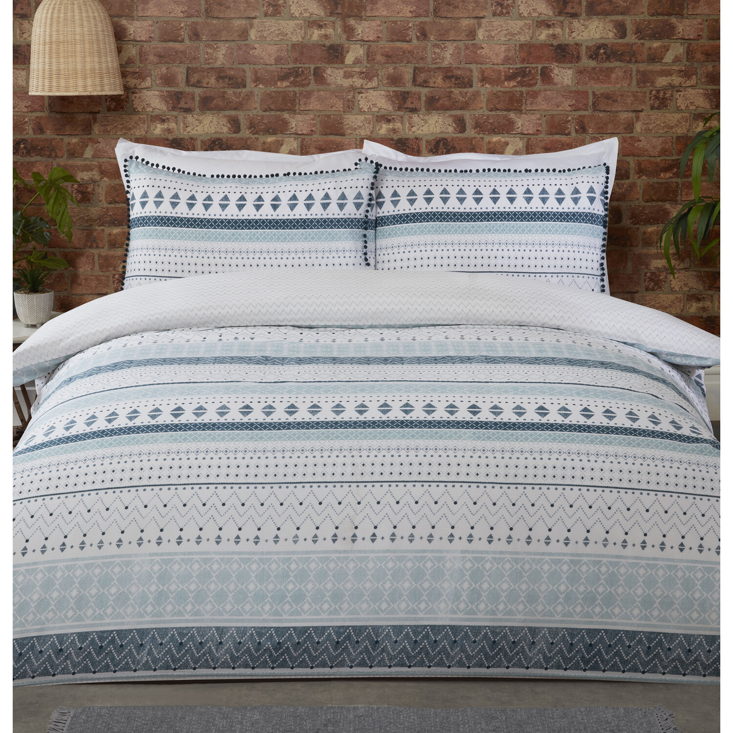 Aztec Geo Stripe Duvet and Pillowcase Set - Double Image 1