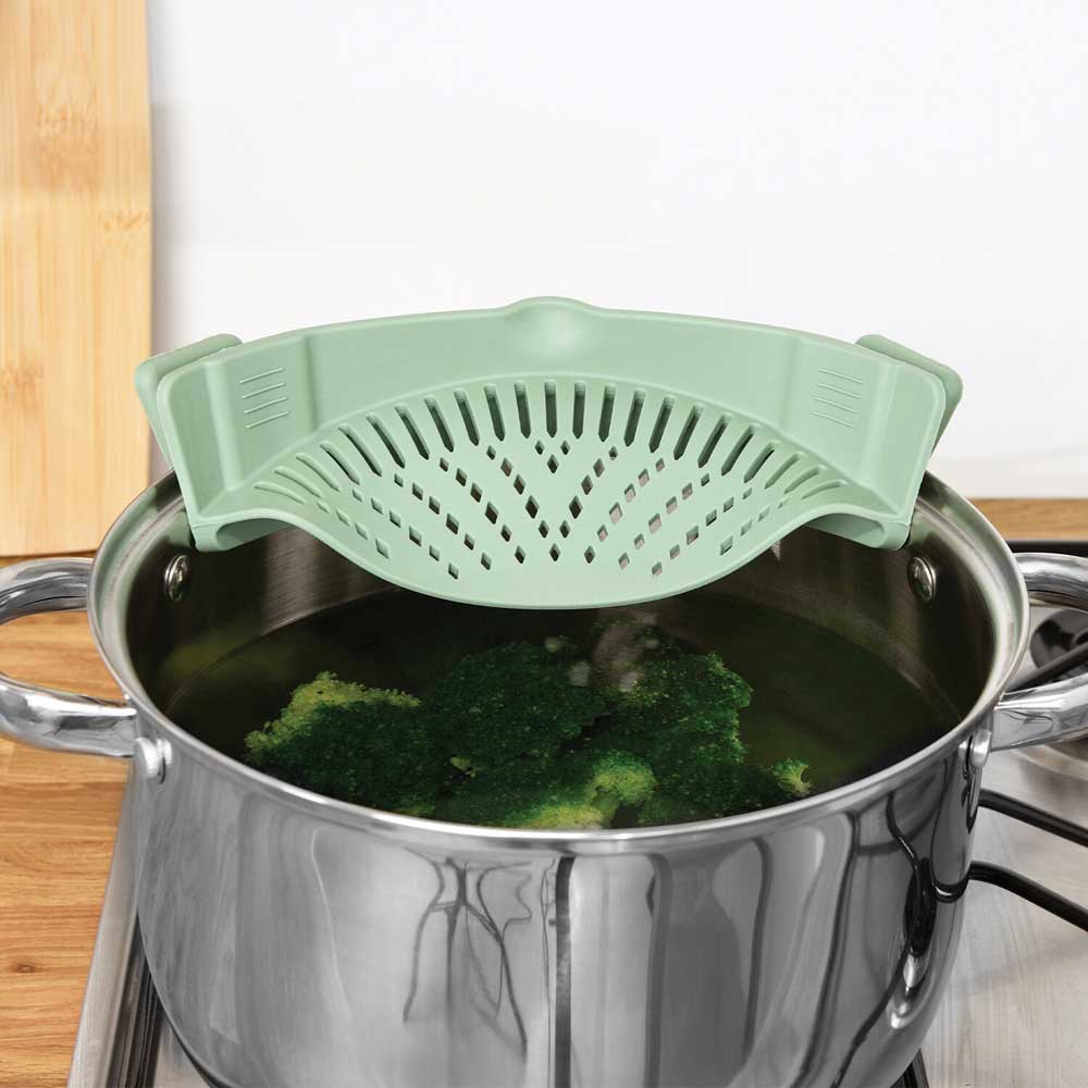 My Silicone Clip On Pot Strainer - Green Image 2
