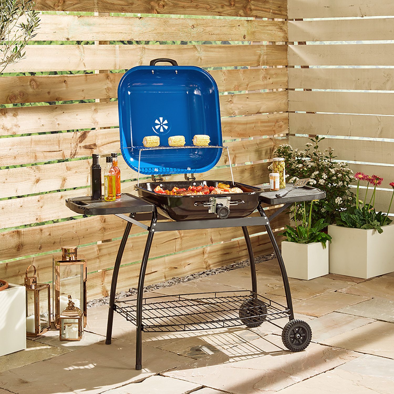 Valdes Charcoal BBQ With Blue Lid Image 2