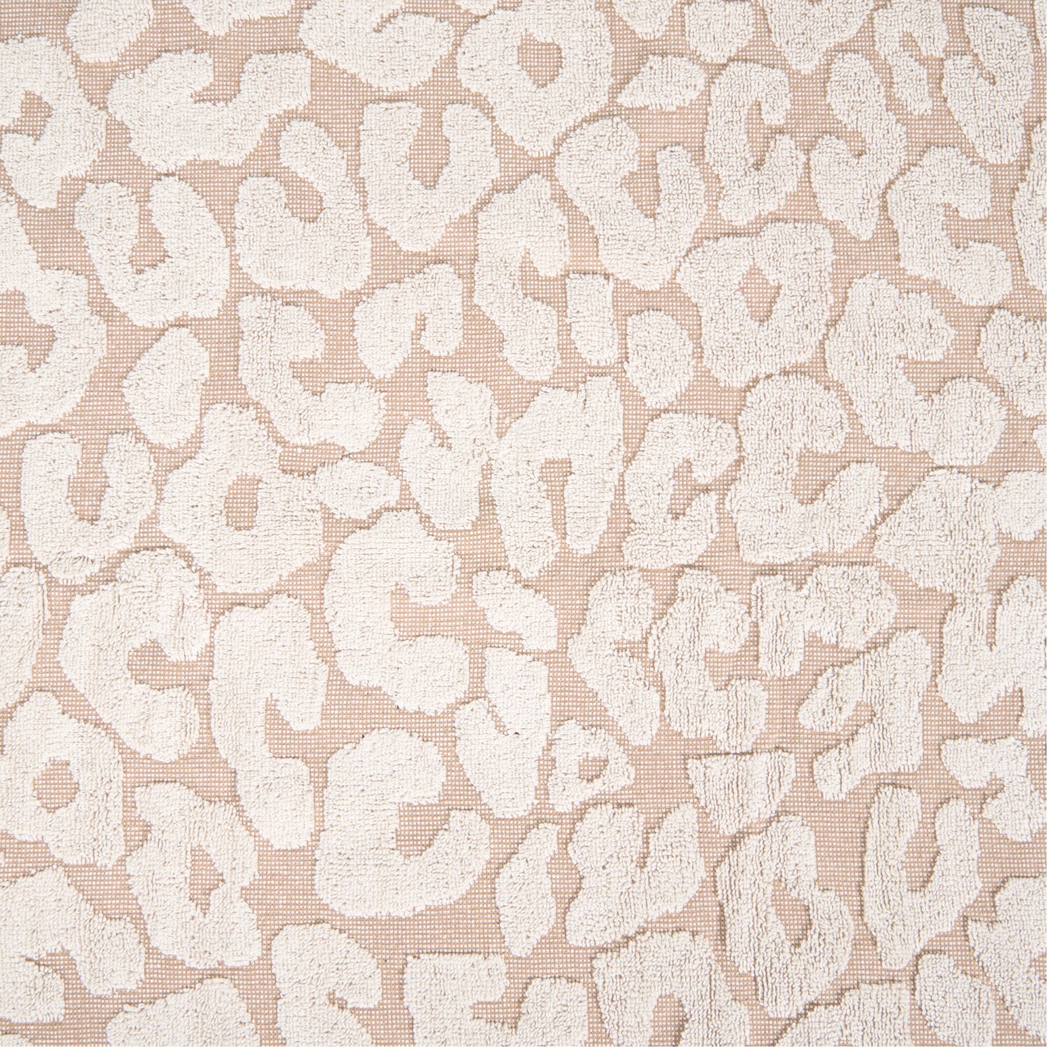 Soft Leopard Bath Towel Cream Image 3