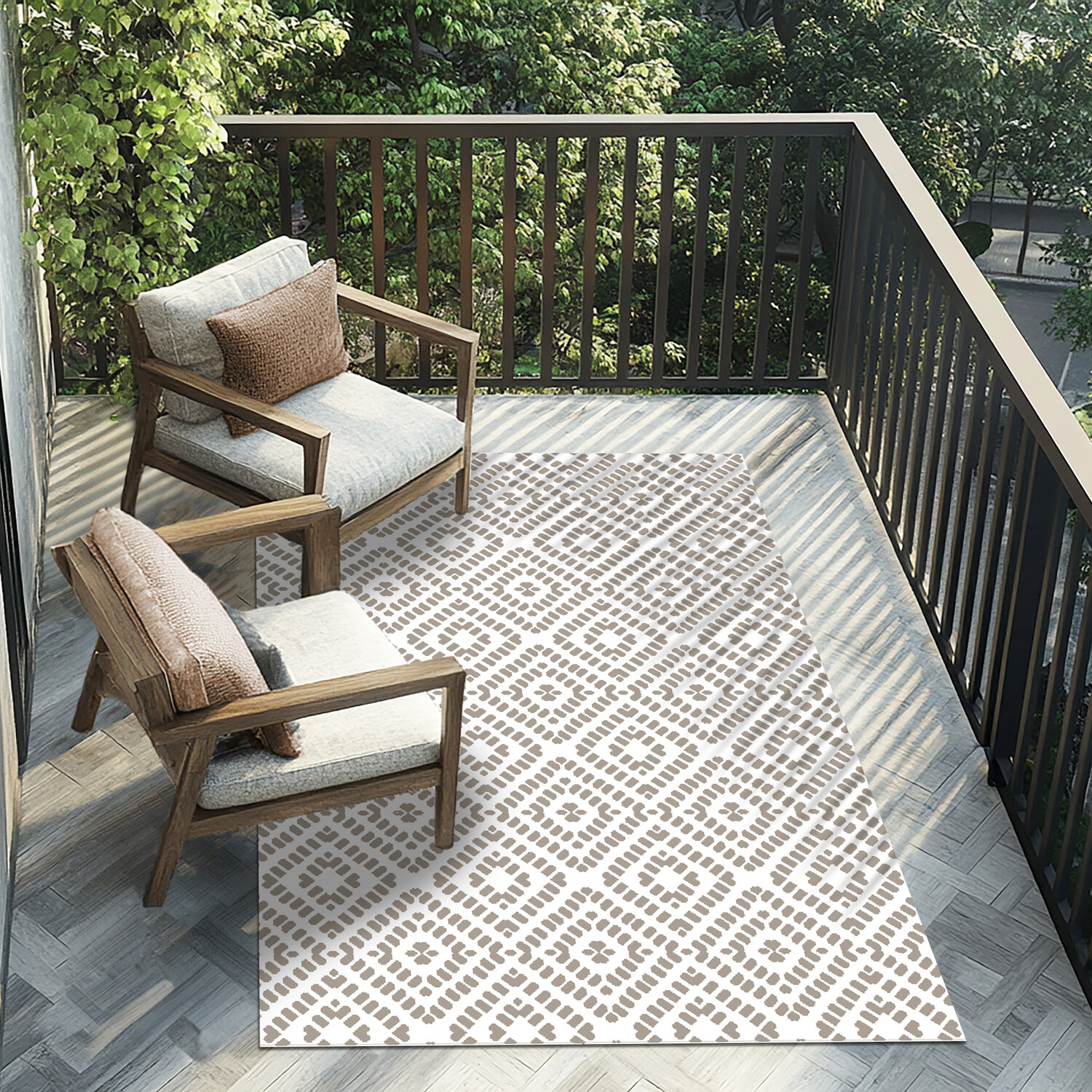 Manhattan Geo Reversible Outdoor Rug - White and Brown Image 3