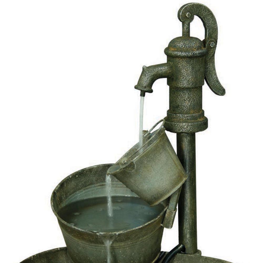 Bermuda New Orleans Water Feature Image 2