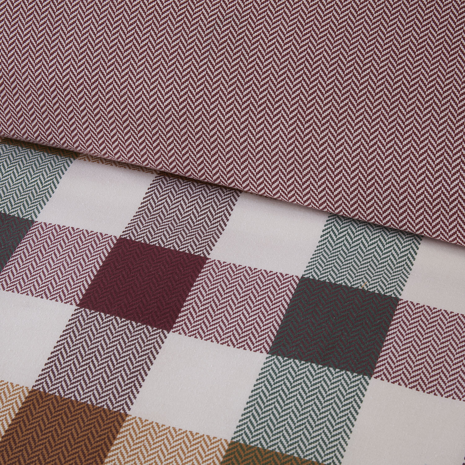 Skye Check Duvet Set - Burgundy / King Image 4