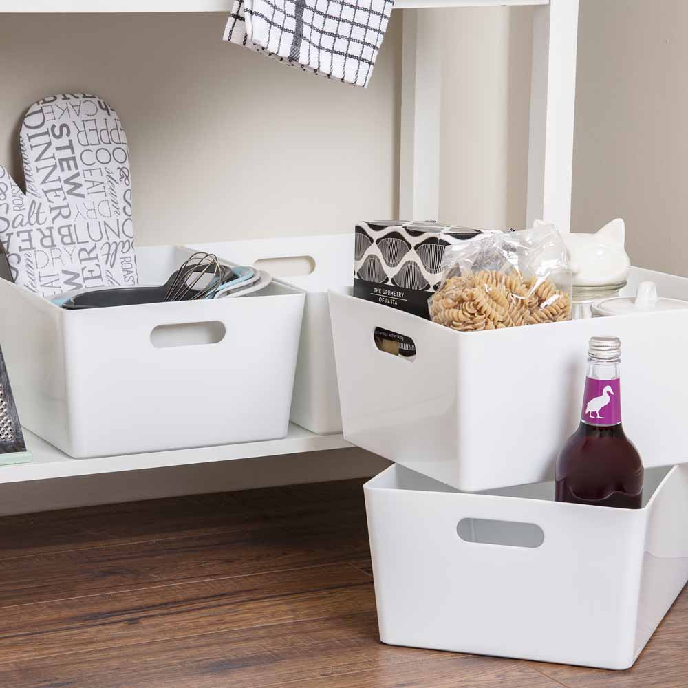 Wham 11.5L White Studio 5.02 Large Basket Set of 4 Image 2