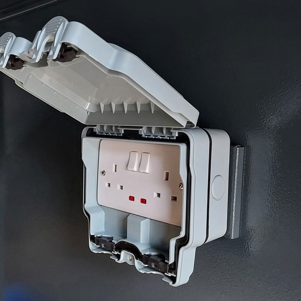 Asgard Gladiator 7 x 11ft Double Door Grey High Security Apex Motorcycle Garage Image 4