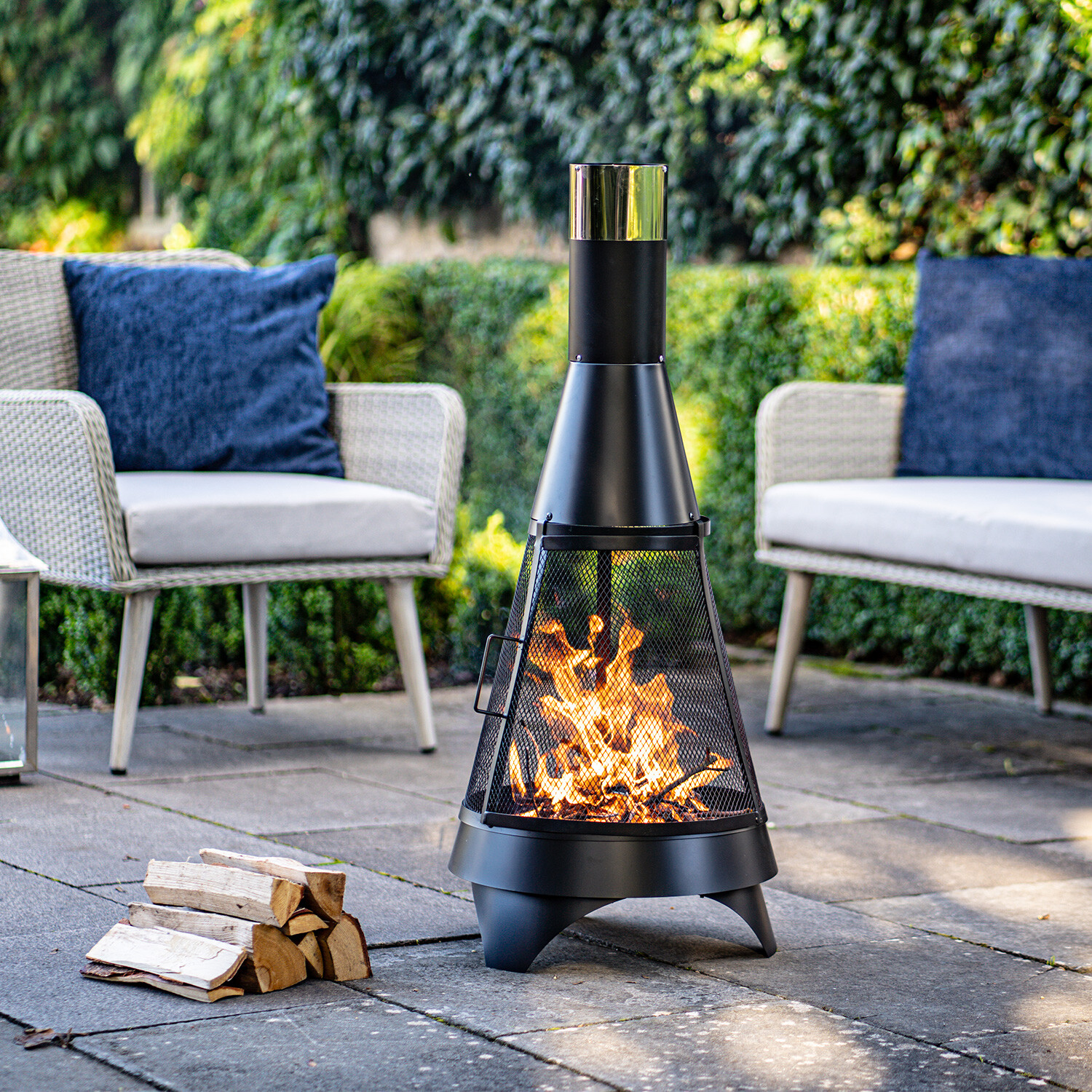 Contemporary 360 Mesh Chimenea - Black Image 2